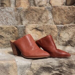 Lucky Brand Aronny Size 9 Leather Mules